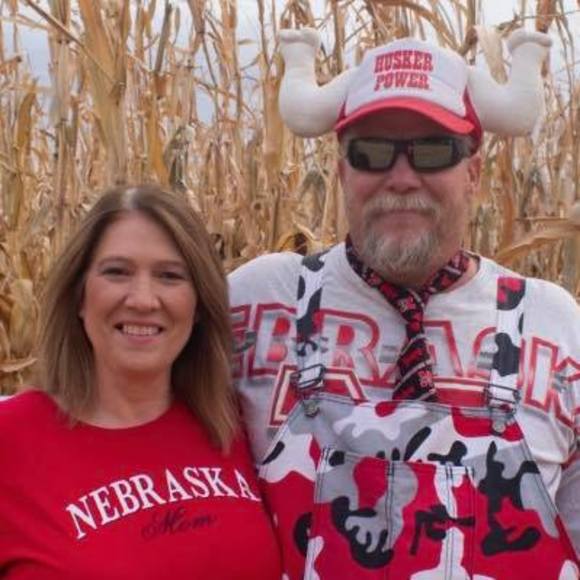 Meet your Posher, Sandy - Picture 1 of 1